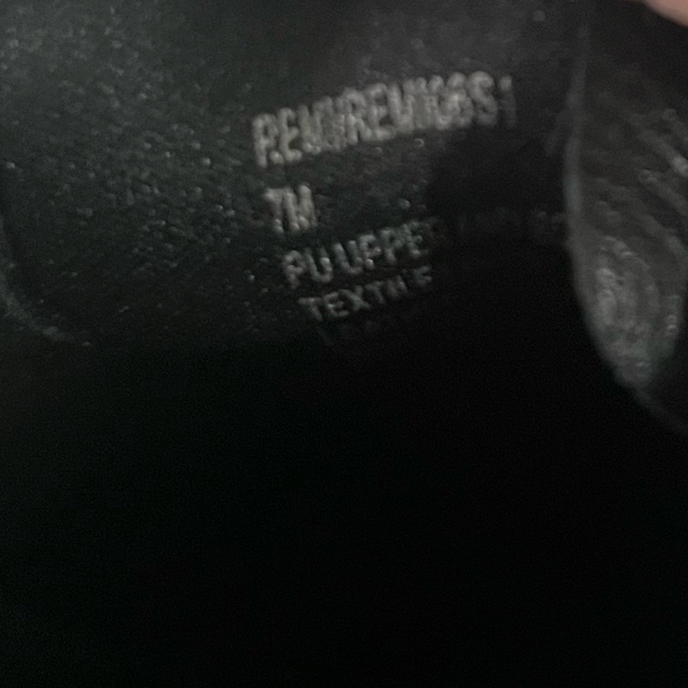 Steve Madden Remi Low Top Sneakers in black leather. - Picture 6 of 6